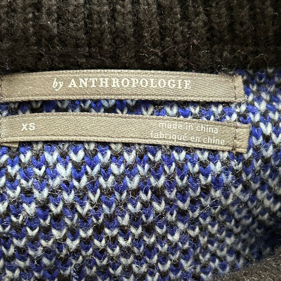 ANTHROPOLOGIE super fuzzy sweater size XS - Picture 4 of 6